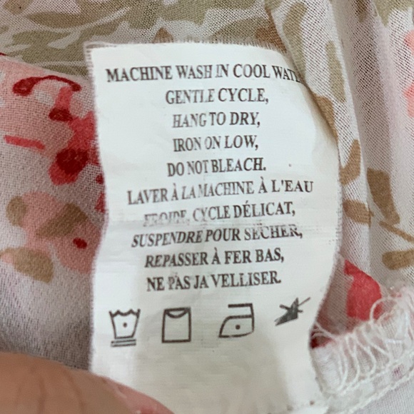 REVOLUTION (RICKI'S) | Neutral Floral Sheer Tunic - Picture 5 of 5